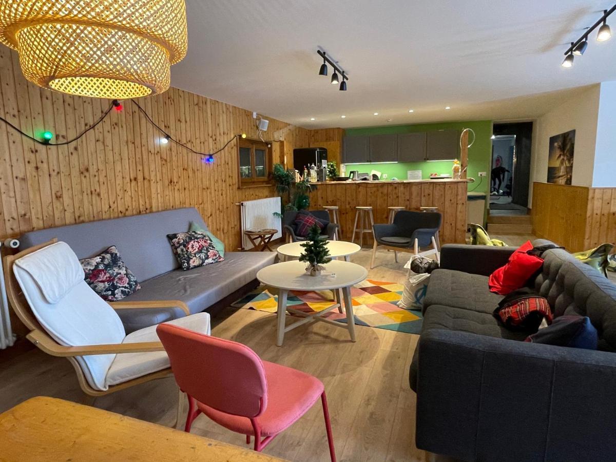Freeride Hostel ليه كروسيت المظهر الخارجي الصورة